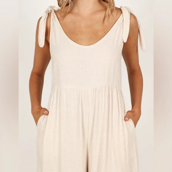 Petal & Pup Ayla Linen Jumpsuit Oatmeal - Picture 4 of 11